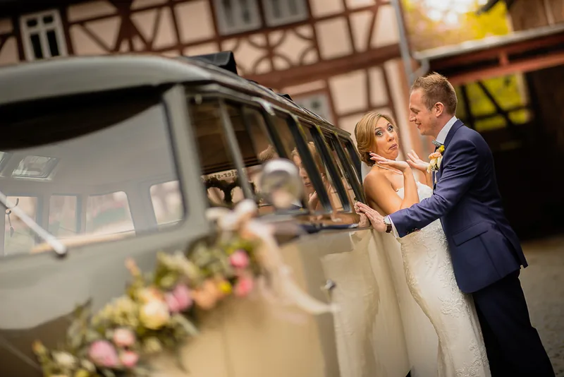 Hühnerhof Gettenbach – romantischer Hochzeitsmoment im Hofgut