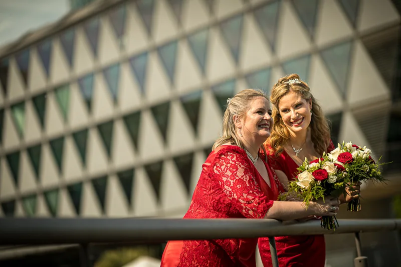 Hochzeitsfotograf Frankfurt – Brautpaar am Main