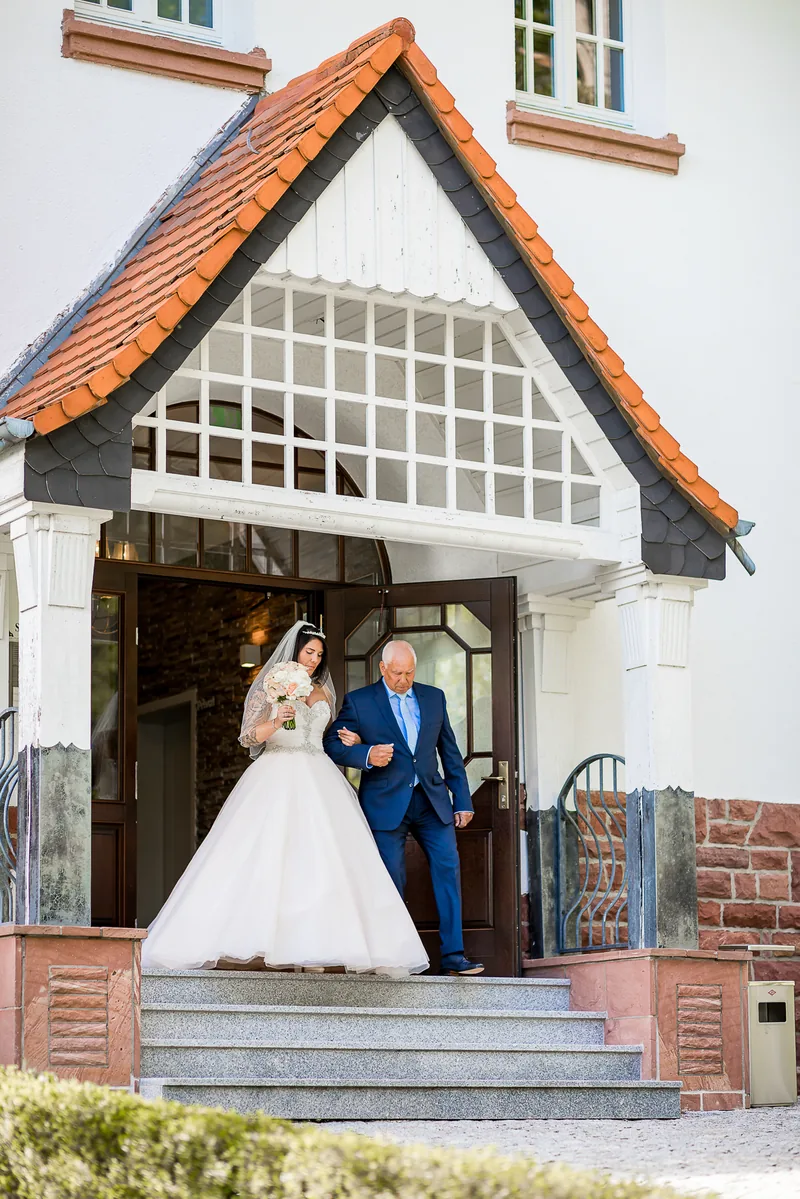 Hochzeit über Hirschhorn am Neckar – Hoher Darsberg im Abendlicht