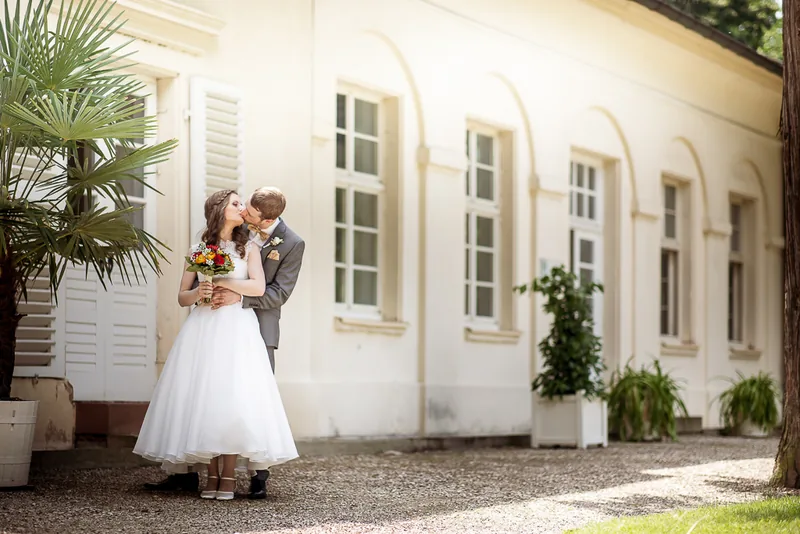 Hochzeitsfotograf Aschaffenburg – Park Schönbusch im Sommerlicht