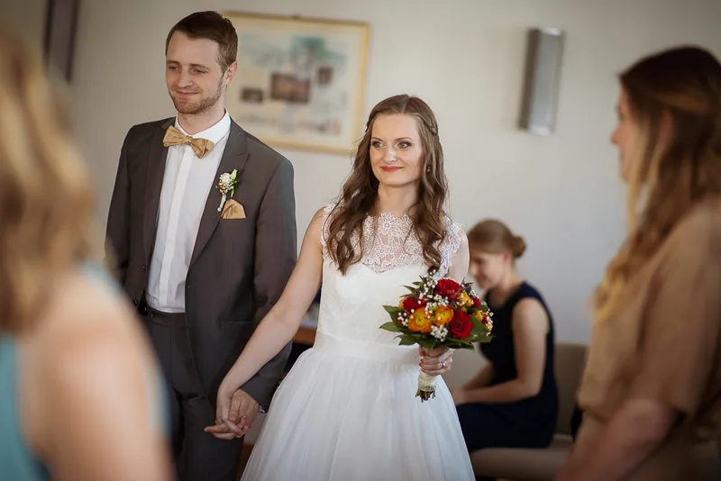 Hochzeit Aschaffenburg – Brautpaar im Park Schönbusch