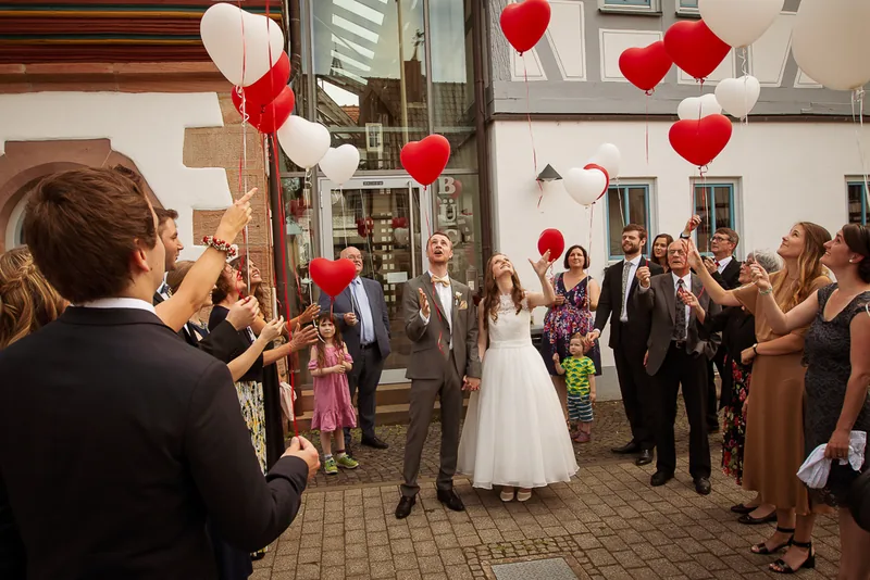 Hochzeit Aschaffenburg – Brautpaar im Park Schönbusch