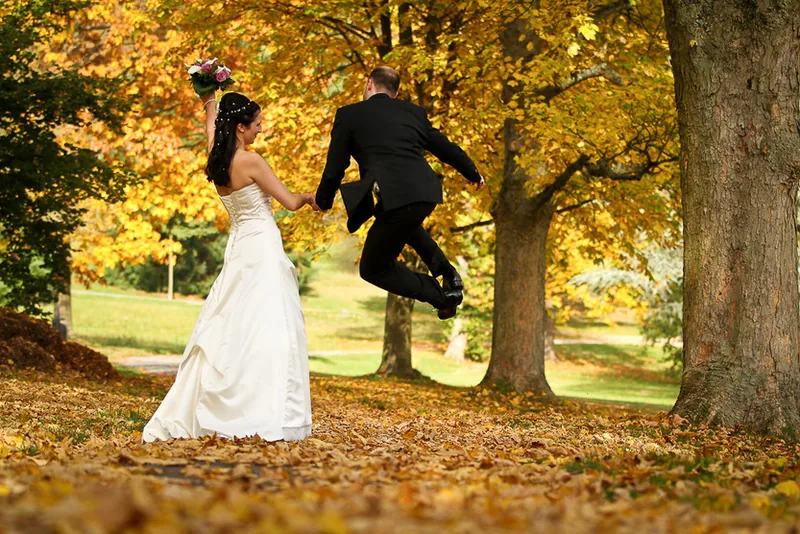 Hochzeit Jagdschloss Platte Wiesbaden – Paarshooting im Wald