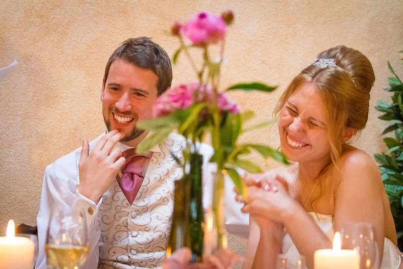 Hochzeit Schloss Freudenberg – Brautstrauß im Schlosspark