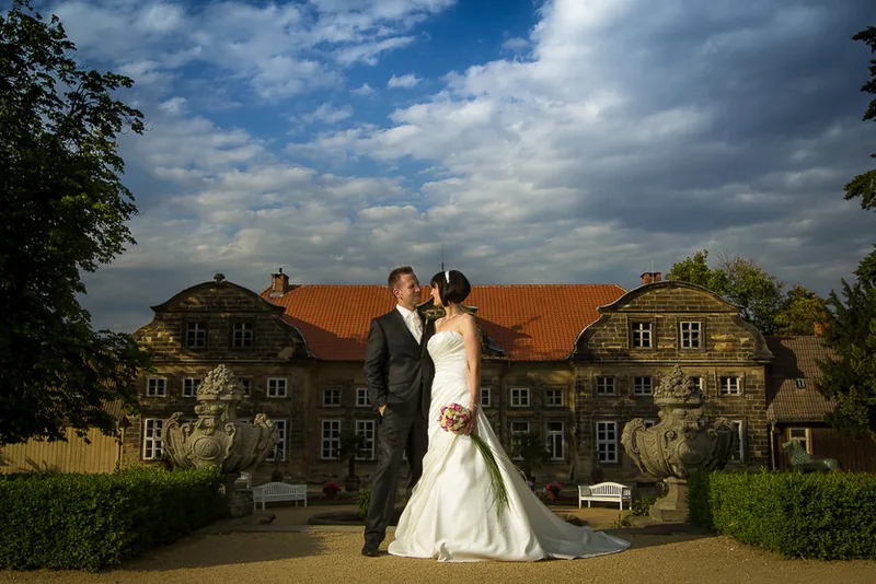 Blankenburg Harz Hochzeit – Sektempfang im Park