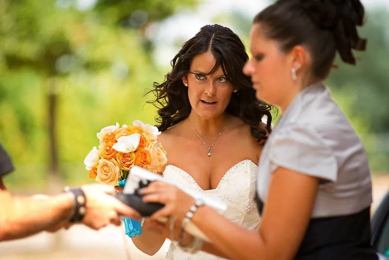 Hochzeit Seligenstadt – Brautpaar in der Altstadt