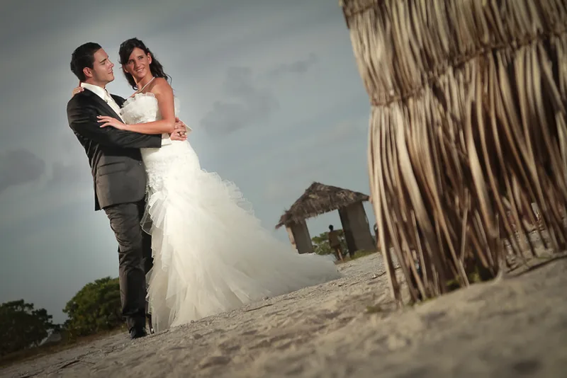 Hochzeit Malediven – Trauung am weißen Sandstrand
